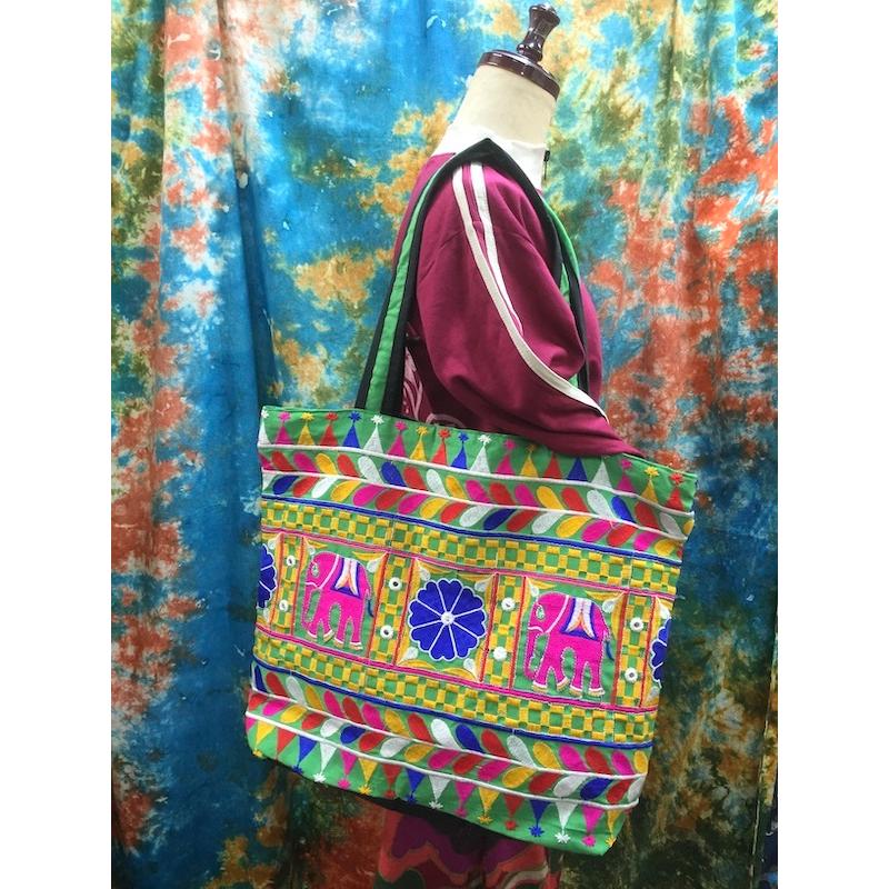 刺繍だらけのトートバッグ 象刺繍 カラフルバッグ アジア エスニック
