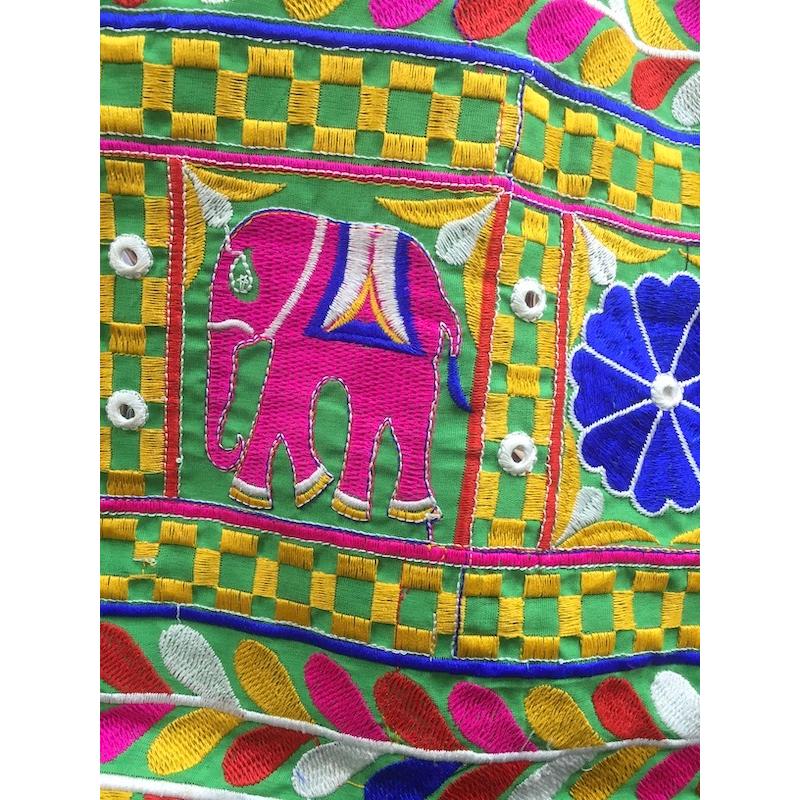 hand made タイ刺繍トートバッグ カラフル 83fef0982f45973888465f07261d8a