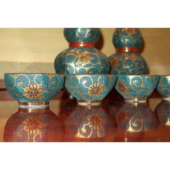 九谷焼 酒器揃(徳利・盃)九谷焼 本金青粒 大坂錦泉作 (限定品 九谷焼 酒器揃(徳利・盃)九谷焼 本金青粒 大坂錦泉作 (限定品