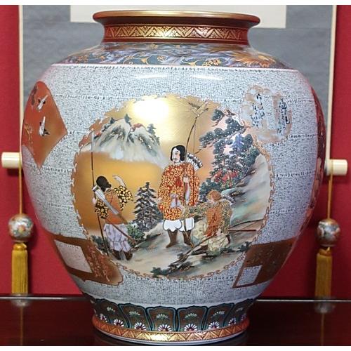 九谷焼 伝統工芸九谷焼 12号花瓶 本金割取 中田錦峰作 / 細字 九谷焼 伝統工芸九谷焼 12号花瓶 本金割取 中田錦峰作 / 細字