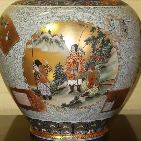 九谷焼 伝統工芸九谷焼 12号花瓶 本金割取 中田錦峰作 / 細字 九谷焼 伝統工芸九谷焼 12号花瓶 本金割取 中田錦峰作 / 細字