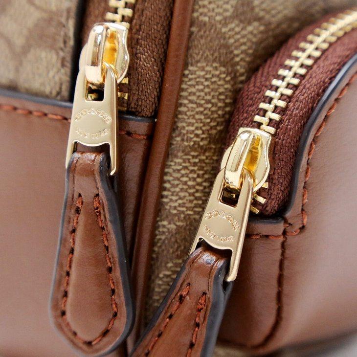 COACH ショルダーバッグ ブラウン　コーチシグネチャーアクセサリーポーチ 極美品】COACH(コーチ)シグネチャー アクセサリーポーチ