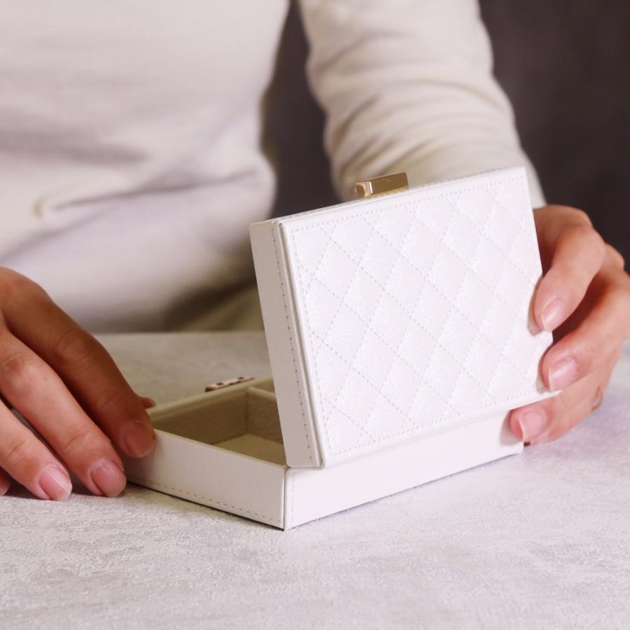 ジュエリーポーチ トラベルポーチ ジュエリーケース 携帯用 時計ケース アクセサリーケース ジュエリーバッグ 持ち運び アクセサリー 収納 ボックス トラベル ジ |  | 02