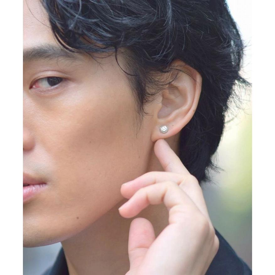 超美品 ライオンハート シャープスタッズピアス シルバー925 18K LION