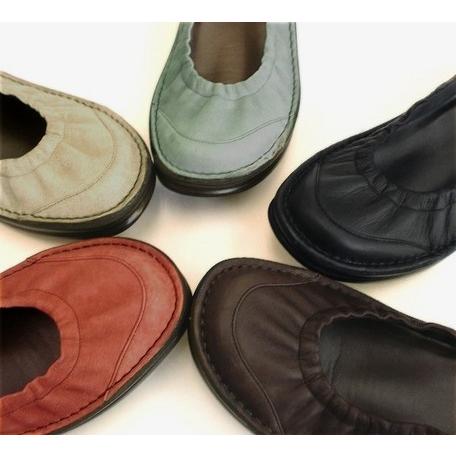 今季ブランド 楽チンインソール後レースアップバレーシューズ その他シューズ カラー サイズ ダークブラウン 24 0cm Www Grupobinian Com