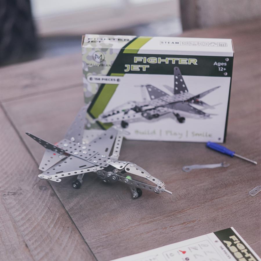 『ソウルイーター』 MALUVRIAN Erector Set Fighter Jet for Boys - Girls | Metal Model Airplane Kit for Adults Teens and Advanced Kids | Stem Toy | Educational and Engineer