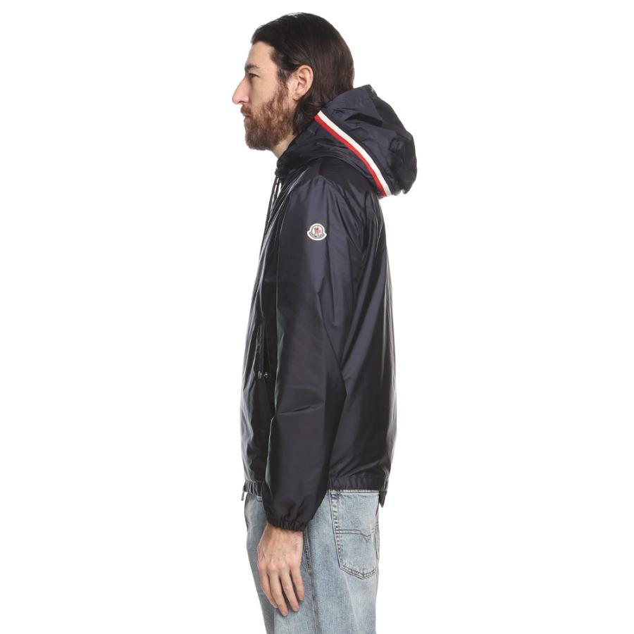 MONCLER (モンクレール) 超軽量ナイロン フード収納 ロゴ MONCLER (モンクレール) 超軽量ナイロン フード収納 ロゴ