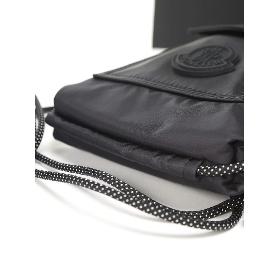 MONCLER（モンクレール） 撥水ナイロン 無地 MAKAIO クロスボディ