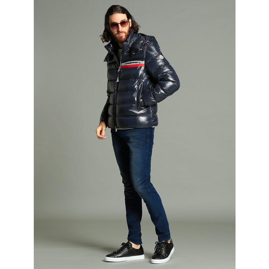 モンクレール メンズ ダウンジャケット Moncler 胸ポケット ロゴ フード ダウン ブルゾン Mounier ムニエ ブランド アウター パーカー トリコロール Mcmouner0 77 ゼンオンライン 通販 Yahoo ショッピング