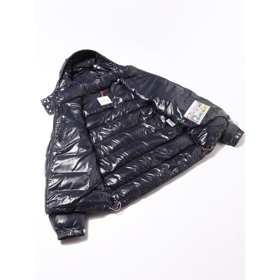 モンクレール メンズ ダウンジャケット Moncler 胸ポケット ロゴ フード ダウン ブルゾン Mounier ムニエ ブランド アウター パーカー トリコロール Mcmouner0 77 ゼンオンライン 通販 Yahoo ショッピング