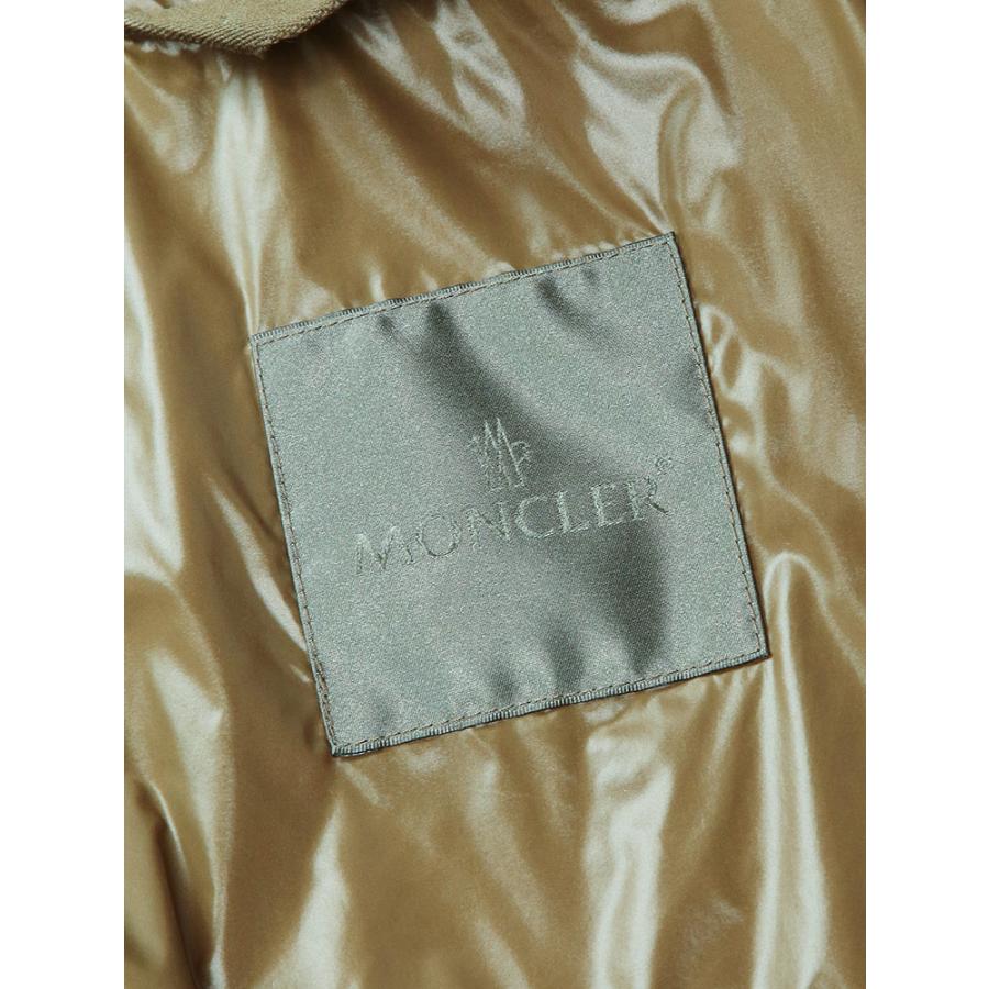 MONCLER（モンクレール） サガラワッペン フルジップ ダウンジャケット
