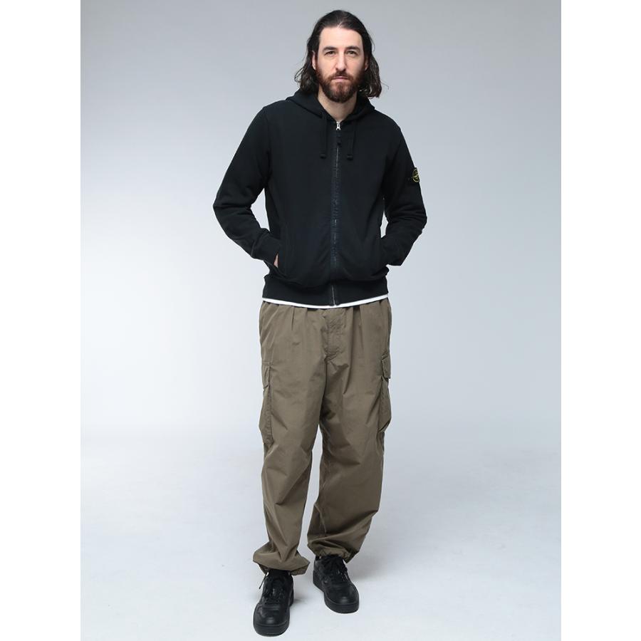 STONE ISLAND（ストーン アイランド） パーカー メンズ ロゴ ワッペン