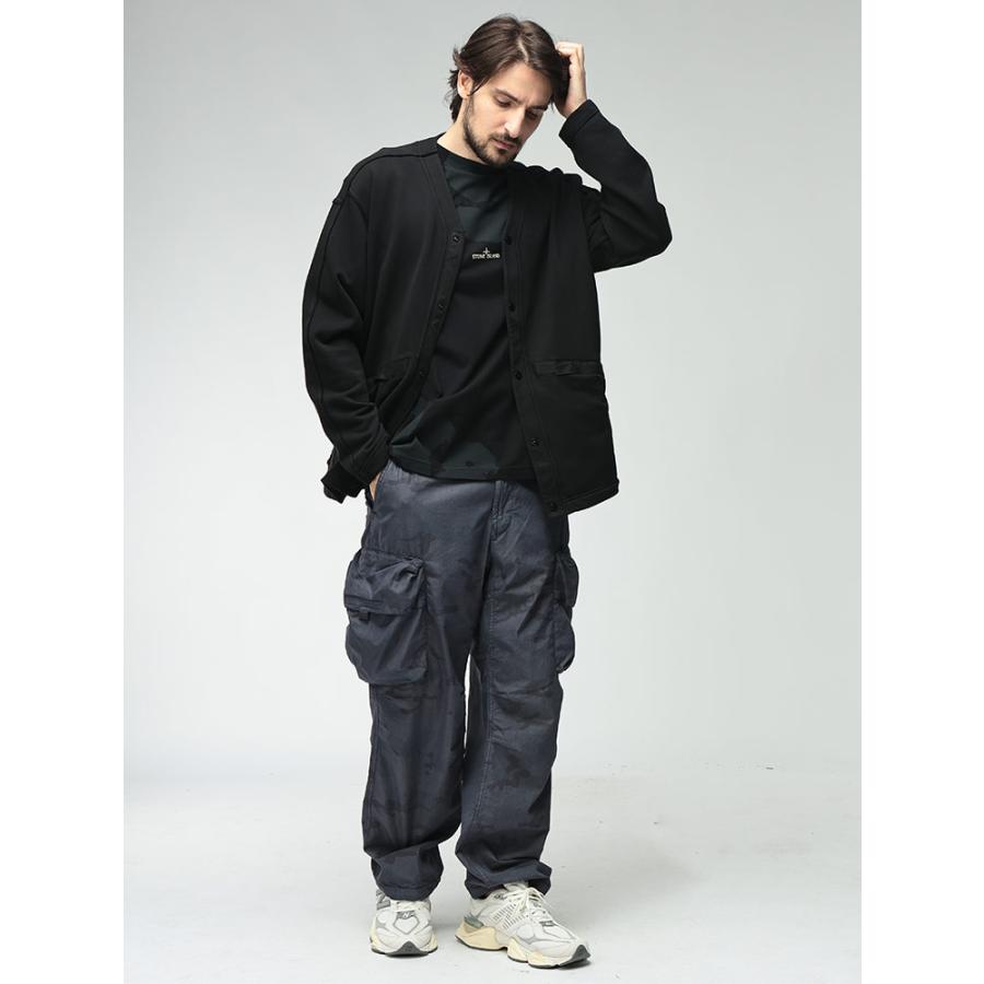 ストーンアイランド STONE ISLAND メンズ カーディガン SI6100040S0051袖ロゴ Vネック ポケット付き スウェット ブランド アウター 羽織 カーデ 無地の画像