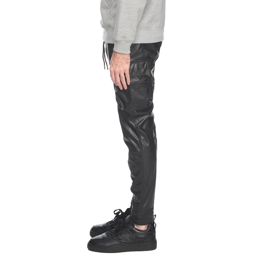 1PIU1UGUALE3 RELAX ウノ ピュ ウノ ウグァーレ トレ リラックス