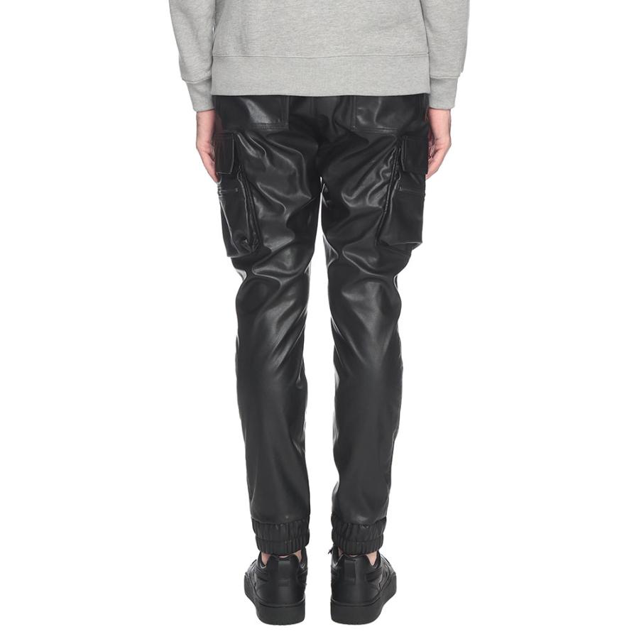 1PIU1UGUALE3 RELAX ウノ ピュ ウノ ウグァーレ トレ リラックス