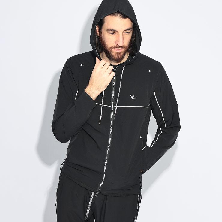 1PIU1UGUALE3 RELAX ウノ ピュ ウノ ウグァーレ トレ リラックス