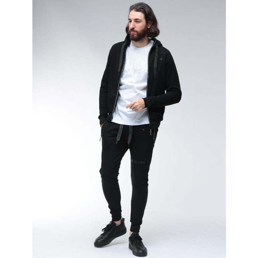 1PIU1UGUALE3 RELAX ウノ ピュ ウノ ウグァーレ トレ リラックス