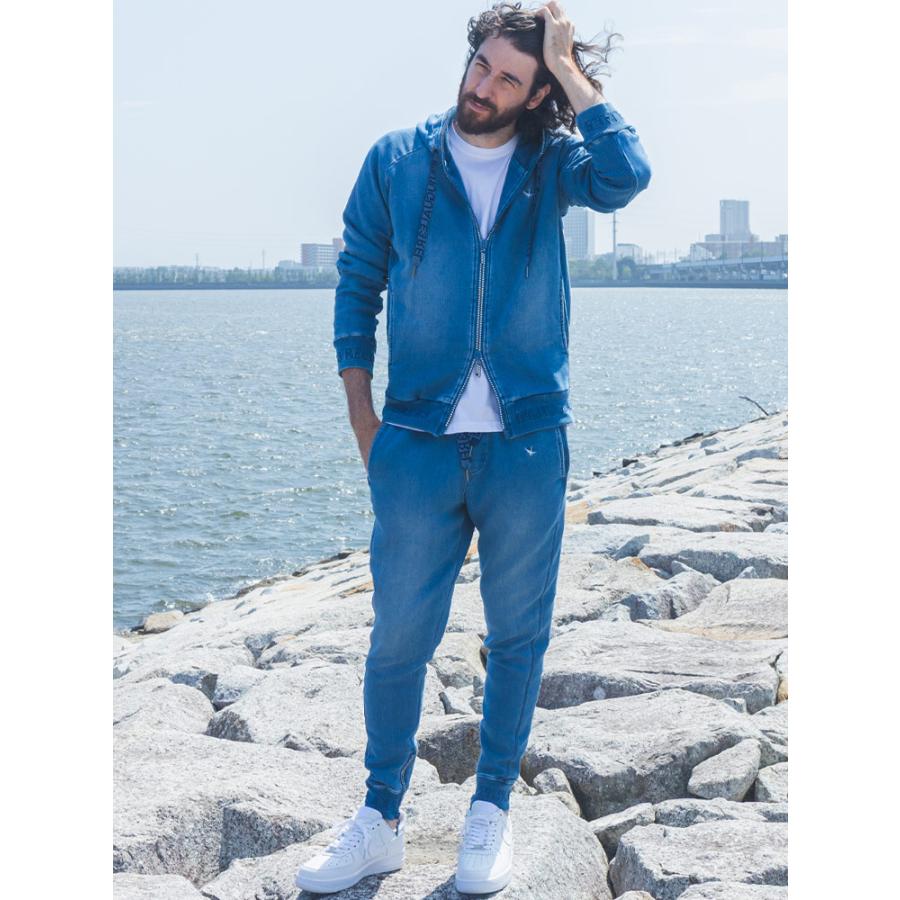 1PIU1UGUALE3 RELAX ウノピュウノウグァーレトレ リラックス