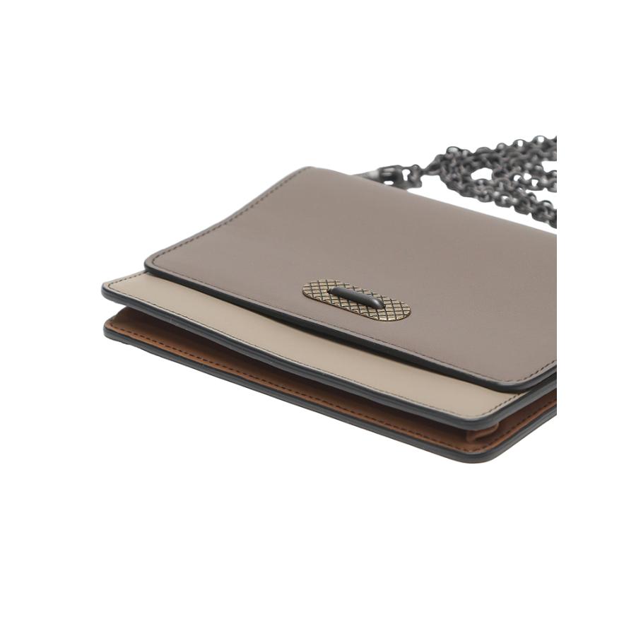 BOTTEGA VENETA（ボッテガ・ヴェネタ） ショルダーバッグ レディース