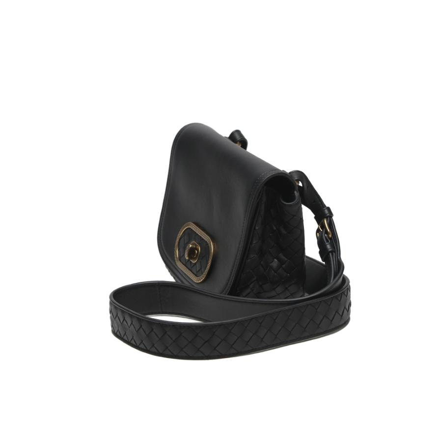 BOTTEGA VENETA ボッテガ・ヴェネタ イントレチャート フラップ  