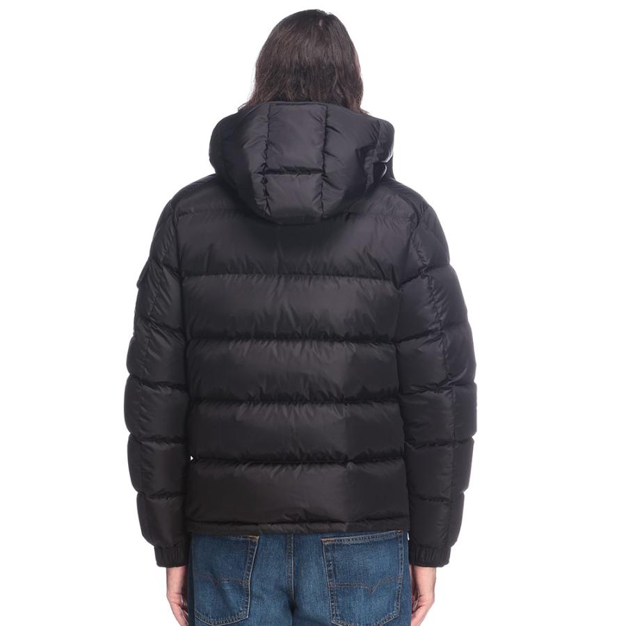 MONCLER♡ブラックダウンジャケット フード付き MONCLER (モンクレール) フードロゴ フルジップ ダウンジャケット
