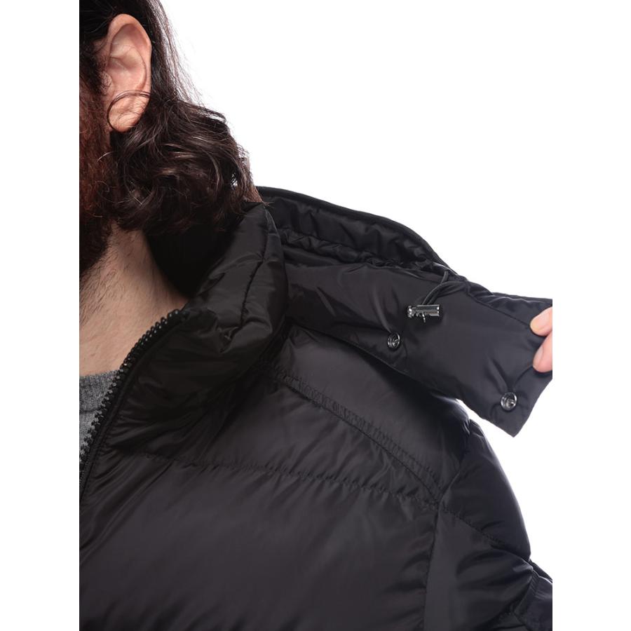 MONCLER（モンクレール） フード着脱 フルジップ ダウンジャケット