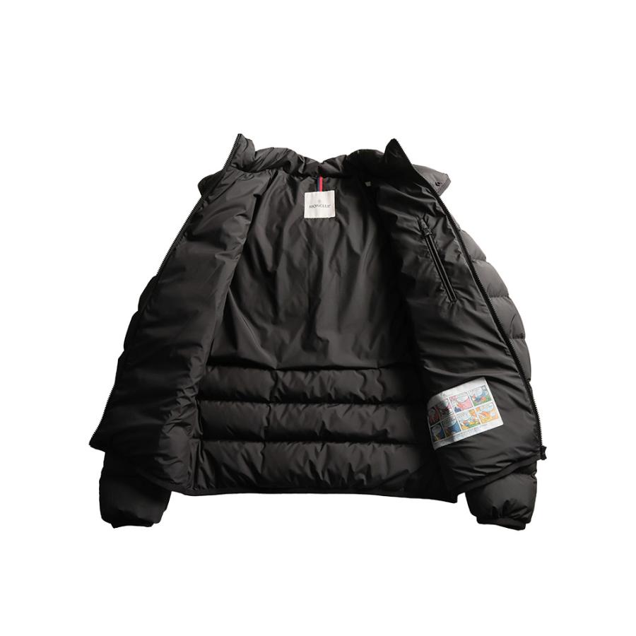 MONCLER（モンクレール） フード着脱 マット フルジップ ダウン