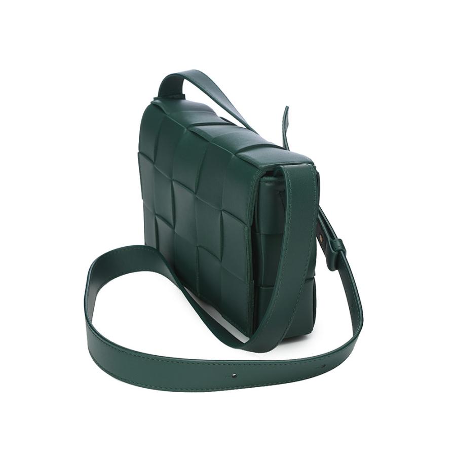 BOTTEGA VENETA イントレチャート バッグ ウエストバッグ カセット BOTTEGA VENETA（ボッテガ・ヴェネタ） CASSETTE Belt Bag カセット