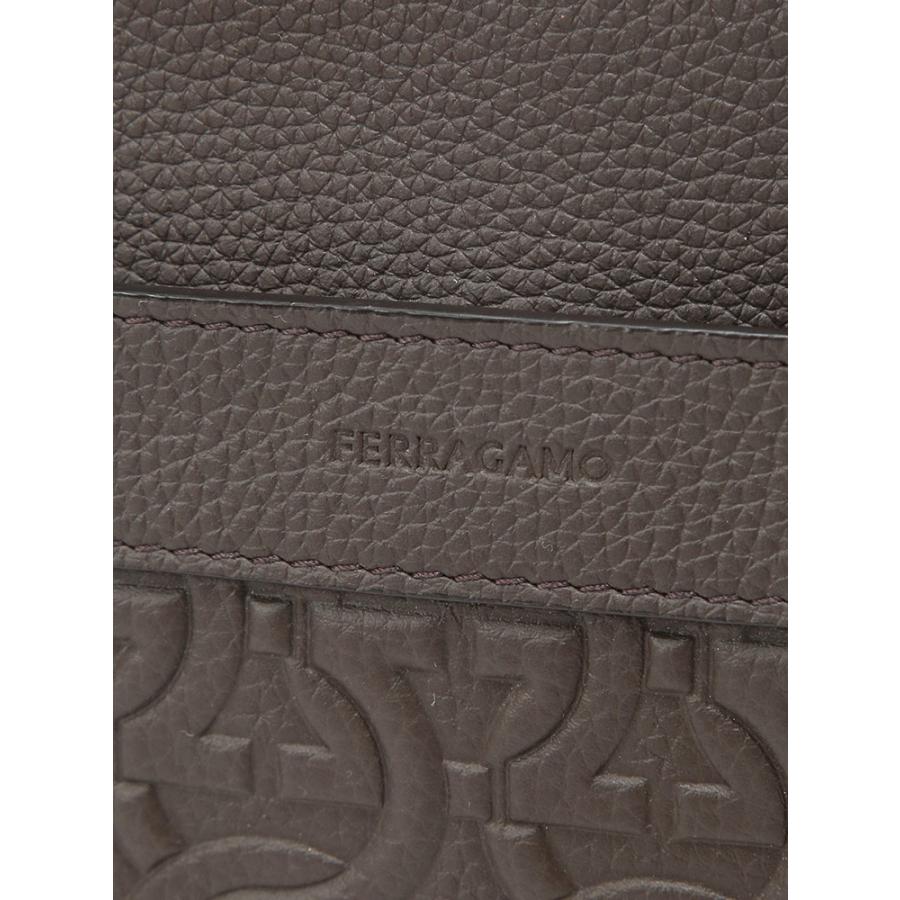 サルヴァトーレフェラガモ Salvatore Ferragamo メンズ ショルダーバッグ ガンチーニ エンボス ボディバッグ FG241363 ブランド 鞄 バッグ コンパクト レザーの画像