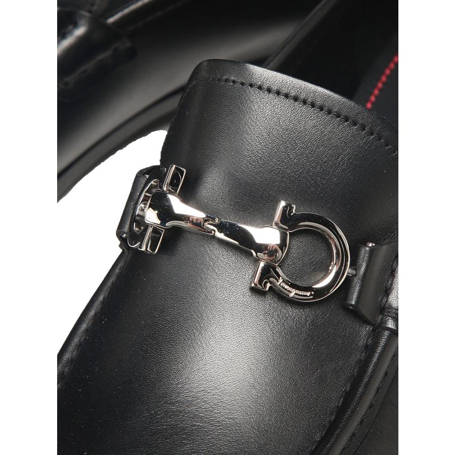 サルヴァトーレフェラガモ Salvatore Ferragamo メンズ ローファー ガンチーニ モカシンシューズ FG686084 ブランド 靴 シューズ ビジネス フォーマル 革靴の画像