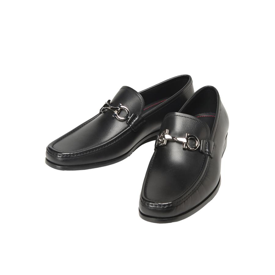 サルヴァトーレフェラガモ Salvatore Ferragamo メンズ ローファー ガンチーニ モカシンシューズ FG686084 ブランド 靴 シューズ ビジネス フォーマル 革靴の画像