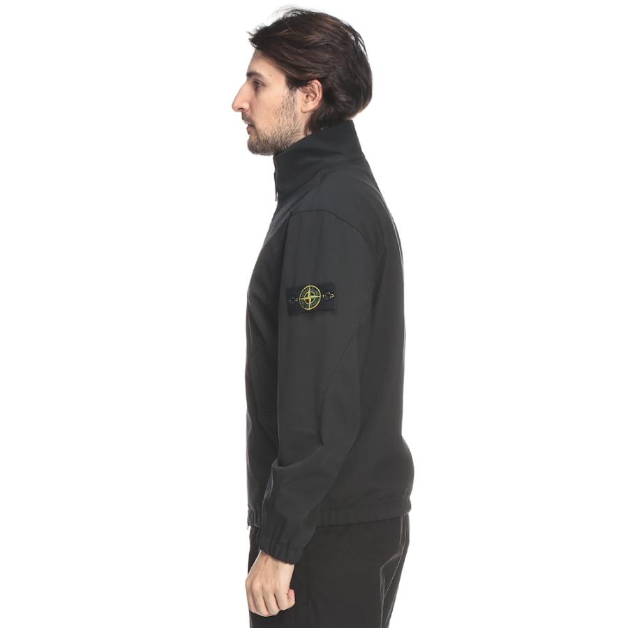 ストーンアイランド STONE ISLAND メンズ ナイロンジャケット SI4100022S0A22ロゴワッペン フルジップ スタンド ジャケット LIGHT SOFT SHELL ブランド アウターの画像