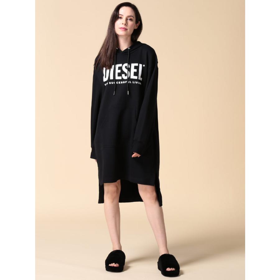 ディーゼル レディース ロングパーカー Diesel スウェット ワンピース ロゴ プリント スリット フード ブランド トップス スエット ロング ワンピ Dslsywaiajh ゼンオンライン 通販 Yahoo ショッピング