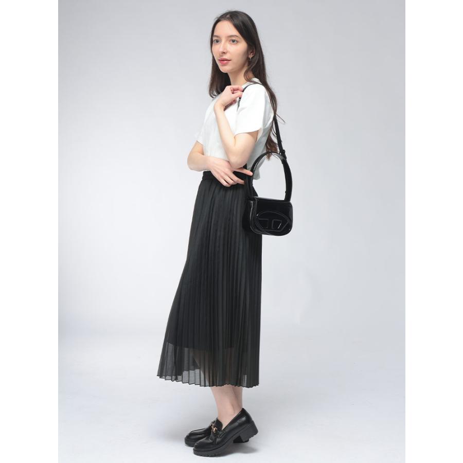 【訳アリ】DIESEL ディーゼル 本革 スタッズ 三日月 バッグ ユニセックス DIESEL（ディーゼル） メンズ レディース ショルダーバッグ HOLI D