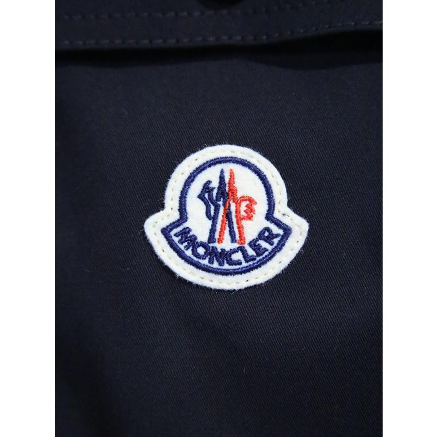 モンクレール　 ロゴワッペン　スウェット　美品　ショートパンツ　紺色　正規品 MONCLER（モンクレール） メンズ ショートパンツ 無地 コットン