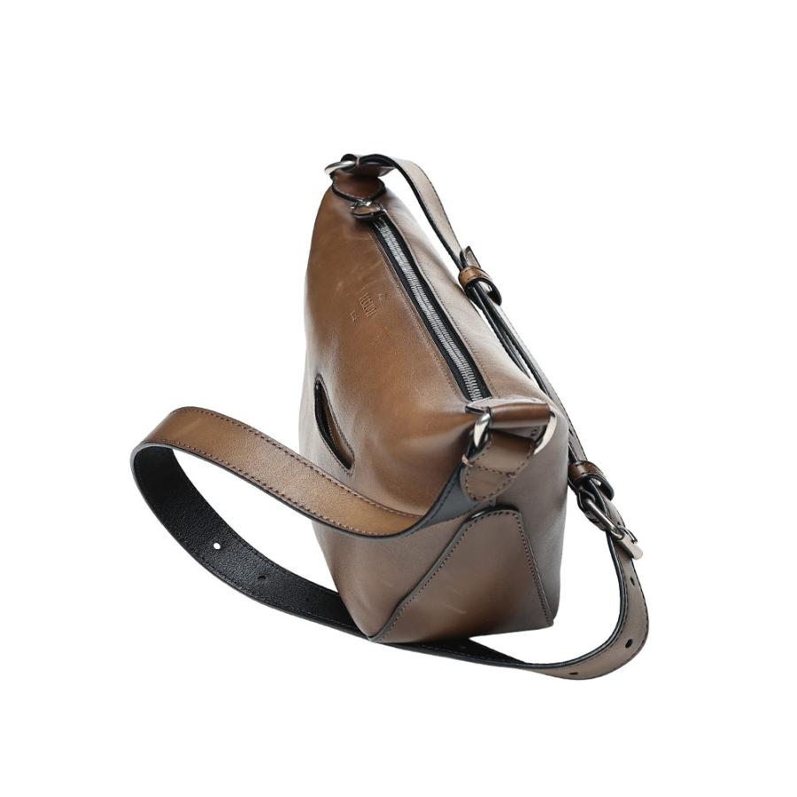 Berluti ベルルッティ シグネチャー キャンバス ショルダーバッグ レザー Berluti（ベルルッティ） メンズ ショルダーバッグ レザー ワン