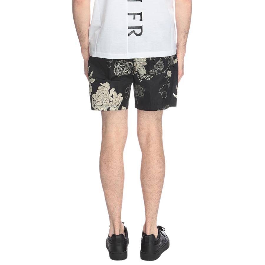 MONCLER モンクレール ショートパンツ ハーフパンツ メンズ