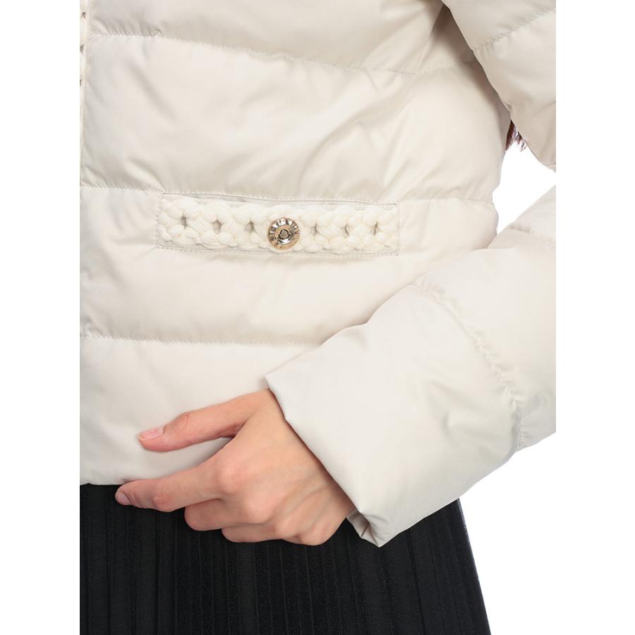 MONCLER（モンクレール） ノーカラー フルジップ ダウンジャケット