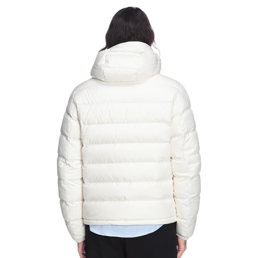 MONCLER（モンクレール） ダウン アウター フードロゴ ストラップ
