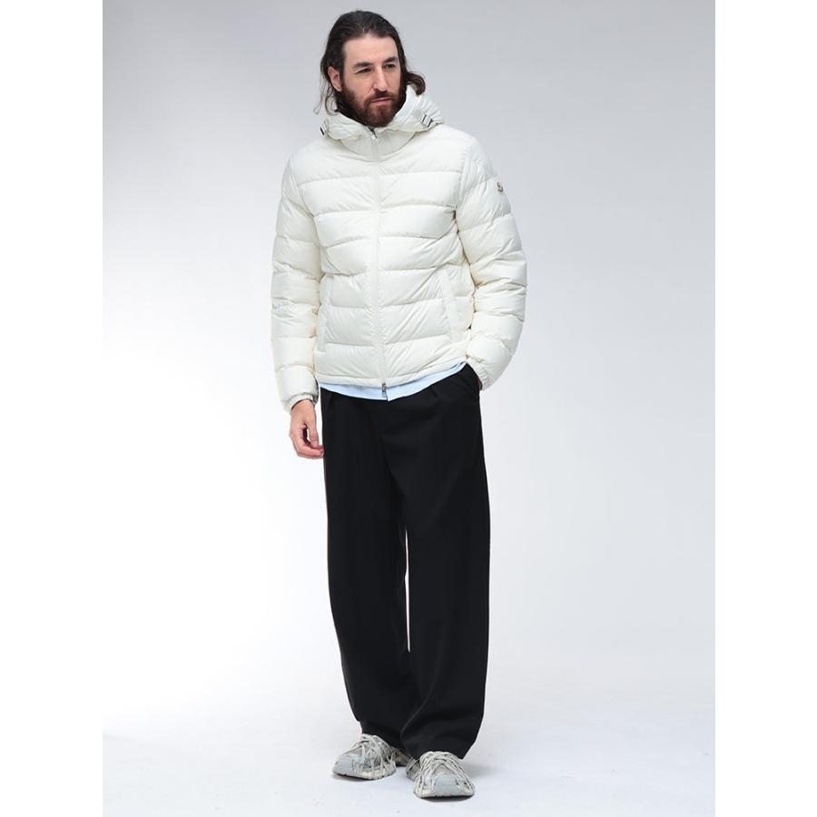 人気モデル モンクレール MAGLIA ダウンジャケット ホワイト MONCLER（ダウンジャケット ・ ホワイト/白色系）のフリマアイテム一覧