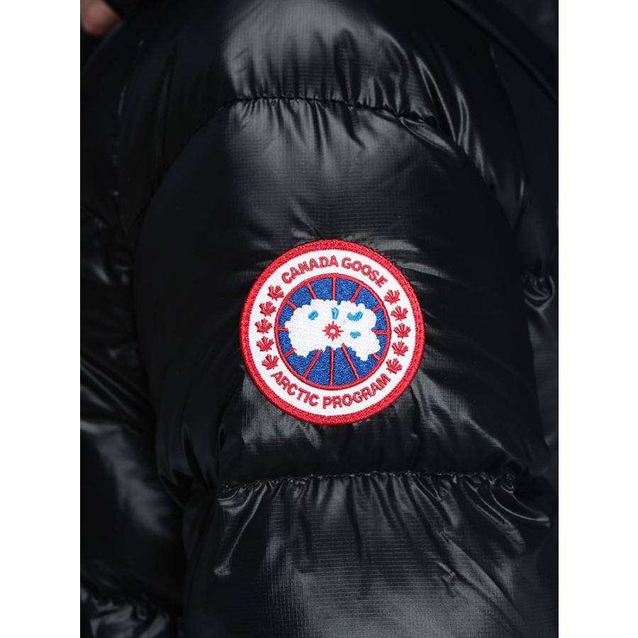 CANADA GOOSE（カナダグース） フード フルジップ ダウンジャケット