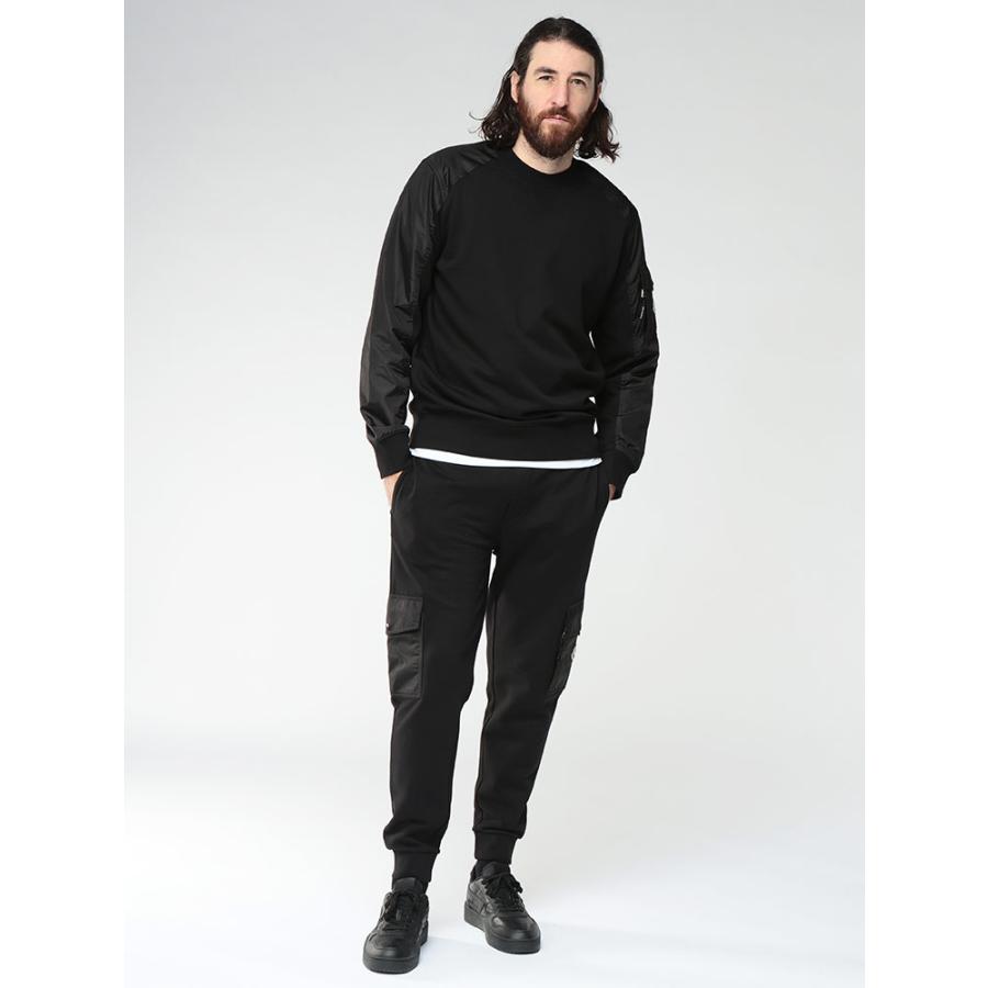 【モンクレール】スウェットパンツ　メンズ MONCLER（モンクレール） 【並行輸入品】モンクレール ナイロンパンツ