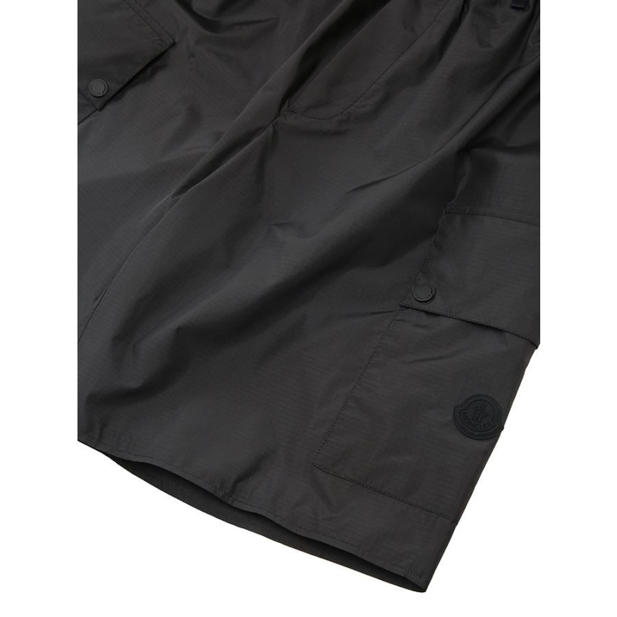 モンクレール MONCLER メンズ ショートパンツ カーゴポケット 裏メッシュ ショーツ MC2B00003598AS ブランド ボトムス ポケット 春 夏の画像