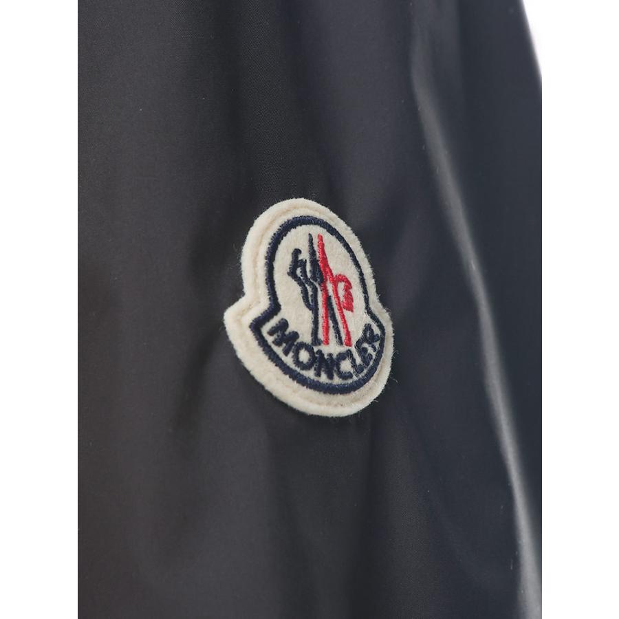 モンクレール MONCLER レディース ナイロンジャケット Fegeos レザーチャームジップ クロップド丈 ストレッチナイロン ブルゾン MCLFEGEOS6 ブランド アウターの画像