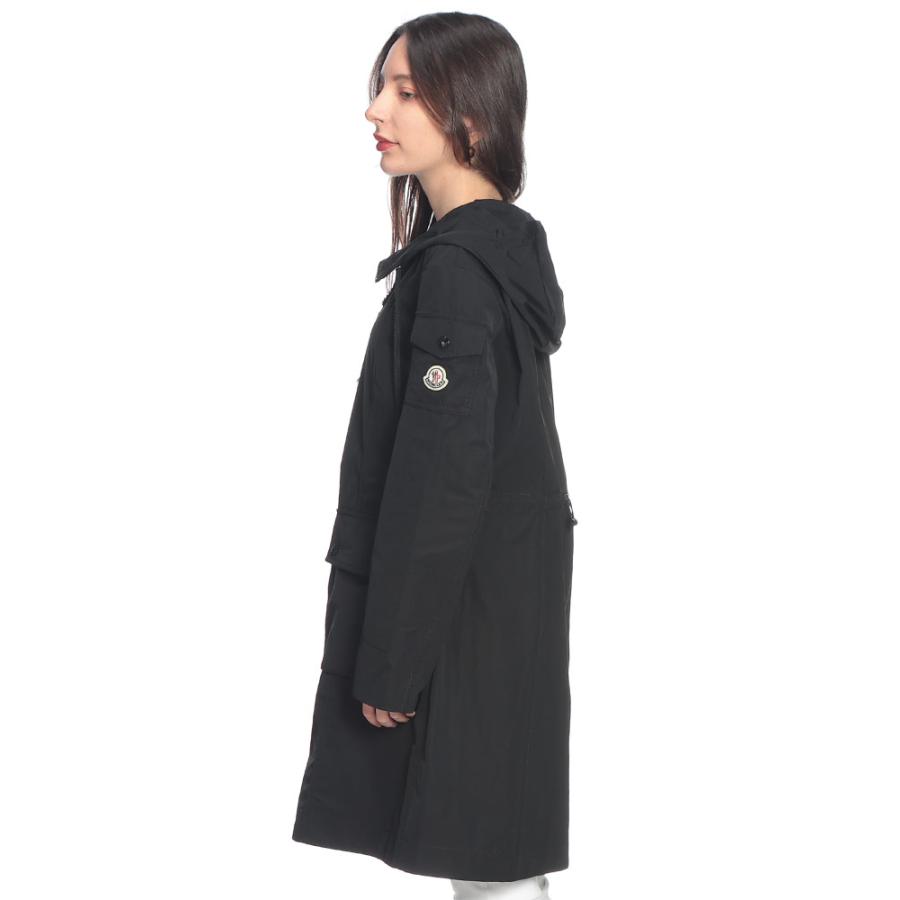 MONCLER（モンクレール） レディース ナイロンコート Laerte ロゴ