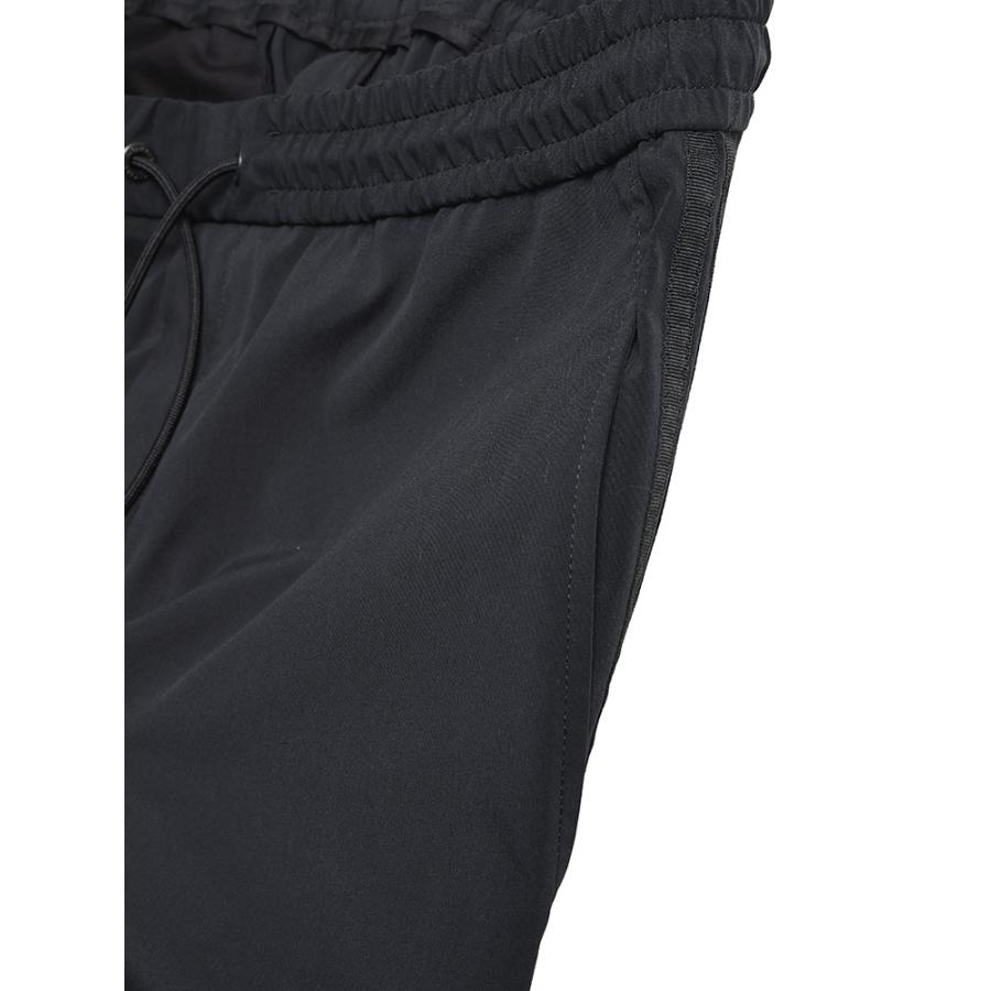 モンクレール MONCLER メンズ ナイロン パンツ サイドライン ウエストドローコード ストレッチ MC2A00022599DW ブランド ボトムス ジャージ アウトドアの画像