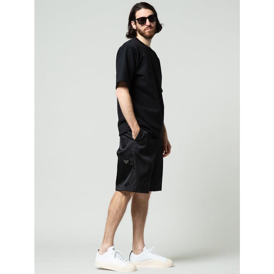 PRADA プラダ メンズ ショートパンツ ナイロン ワンポイントロゴ PRADA プラダ メンズ ショートパンツ ナイロン ワンポイントロゴ
