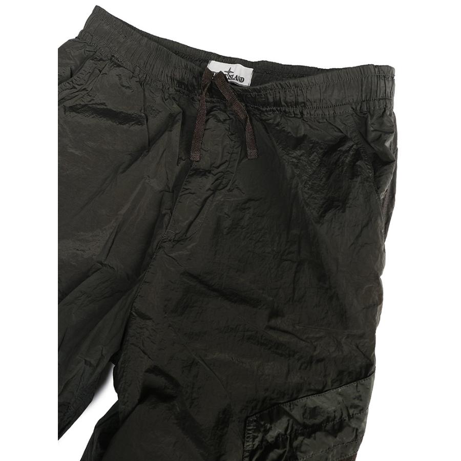 STONE ISLAND ストーンアイランド NYLON METAL ハーフパンツ STONE ISLAND ストーンアイランド NYLON METAL ハーフパンツ