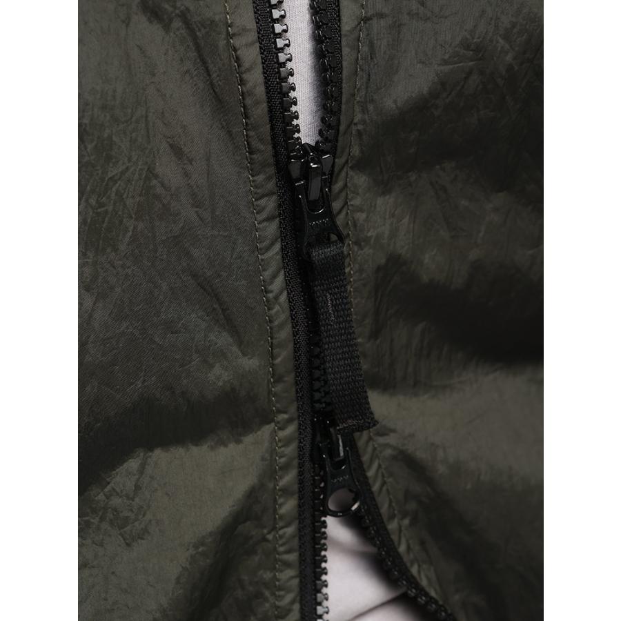 STONE ISLAND（ストーン アイランド） スタンドカラー ロゴパッチ