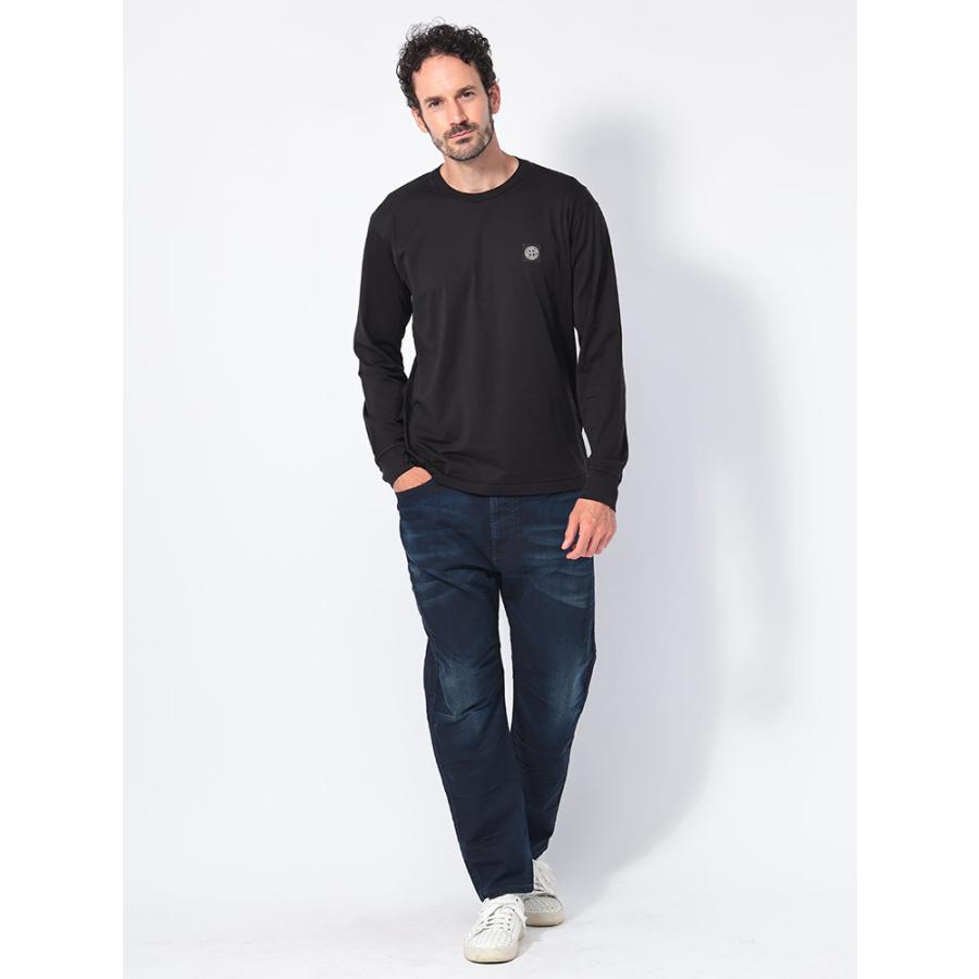 STONE ISLAND（ストーン アイランド） 胸ロゴ クルーネック 長袖 T